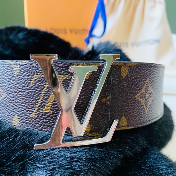 LV Initials 40 MM Reversible Louis Vuitton - Picture 3 of 7
